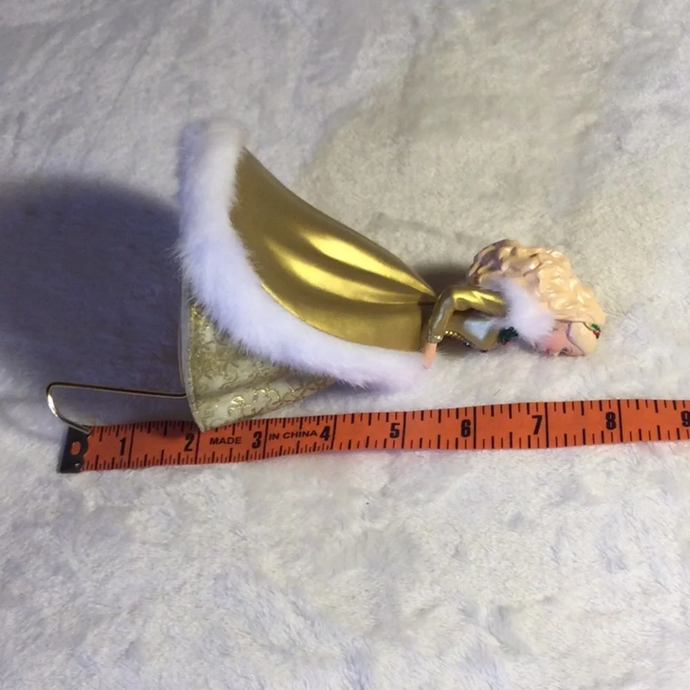 ⭐️ Vintage Hallmark Happy Anniversary Barbie Doll Stocking Hanger - Picture 2 of 10